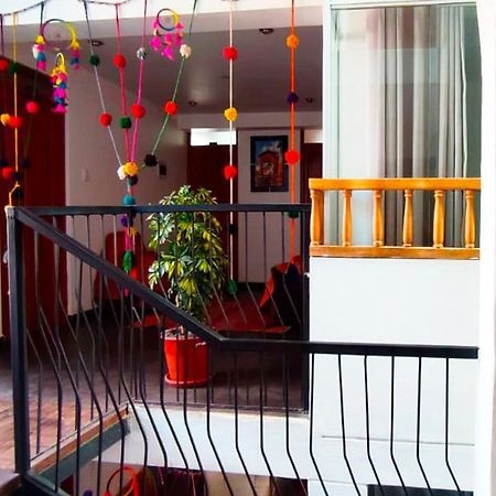 Qolmay Hostel كوسكو المظهر الخارجي الصورة