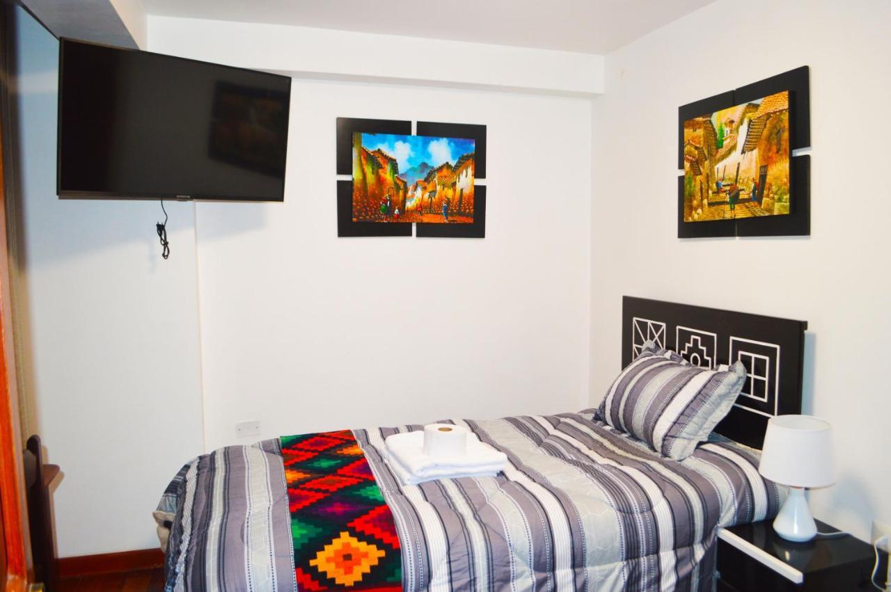 Qolmay Hostel كوسكو المظهر الخارجي الصورة