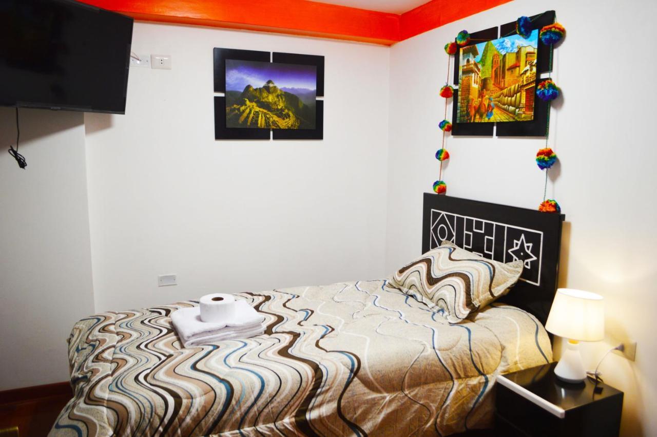 Qolmay Hostel كوسكو المظهر الخارجي الصورة